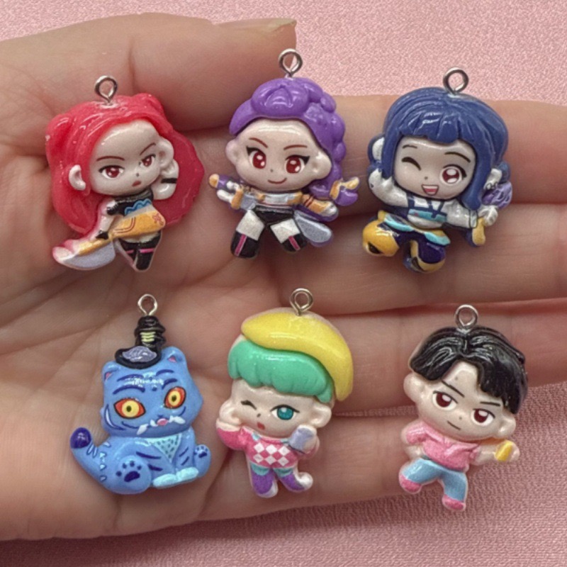 Resin Art Pendant - 10 stuks hars cartoon hangers, DIY